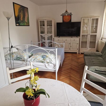Apartman Studio Nena Crikvenica Eksteriør bilde